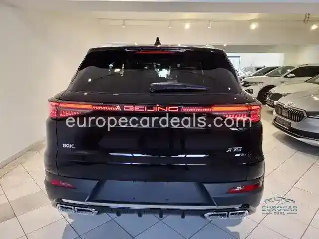 BAIC Beijing X75