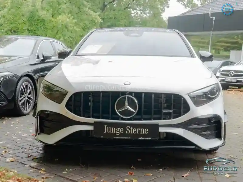 Mercedes-Benz A 35 AMG