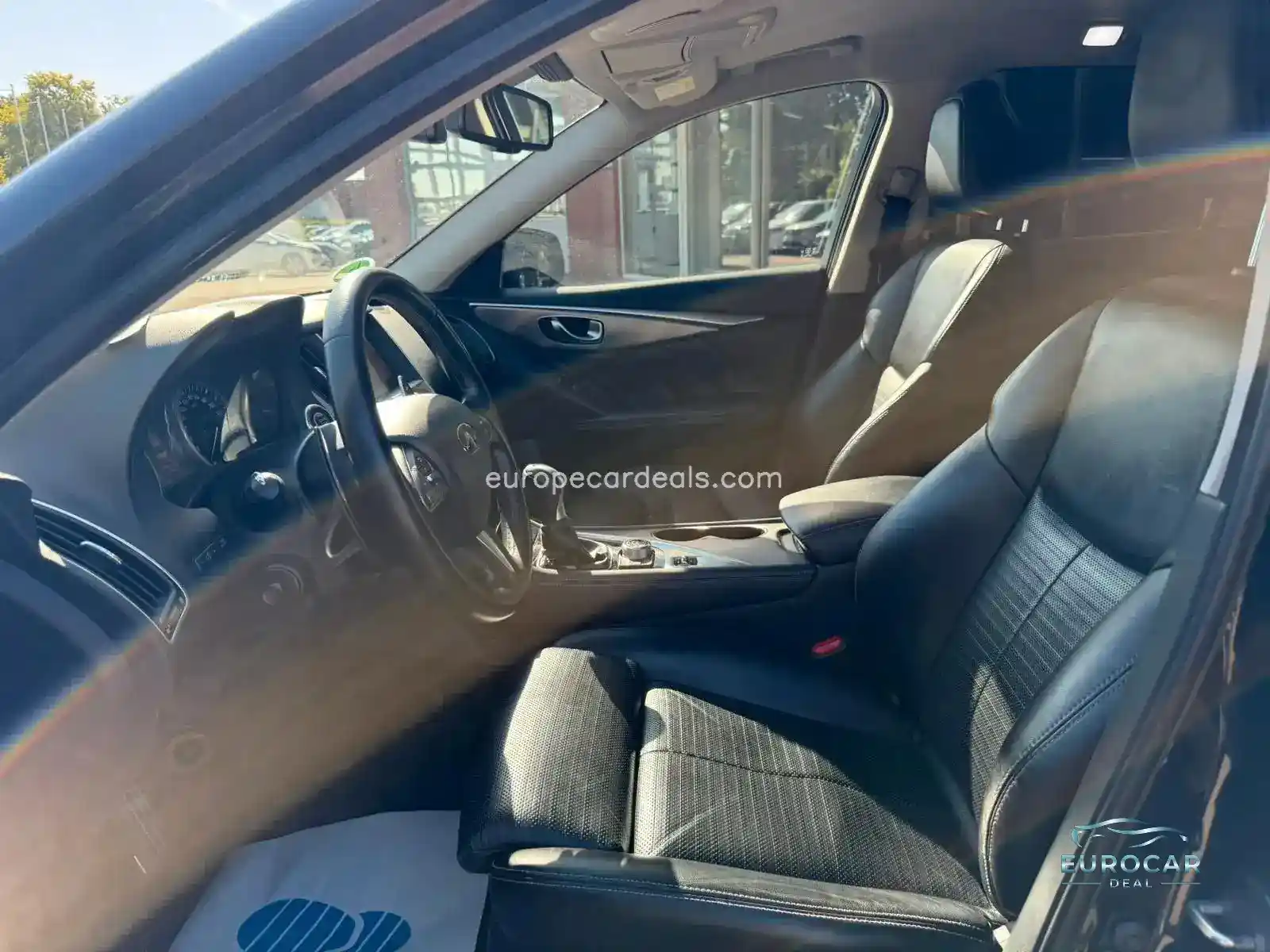 Infiniti Q50