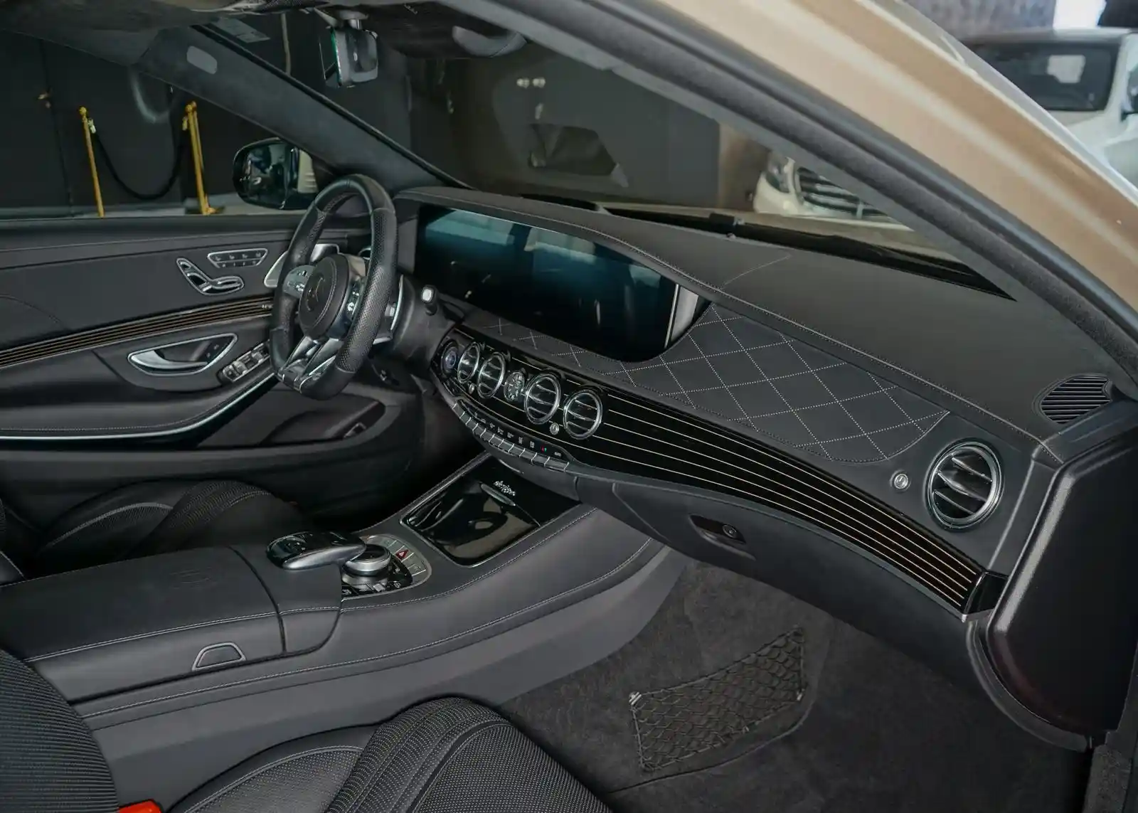 Mercedes-Benz S 63 AMG