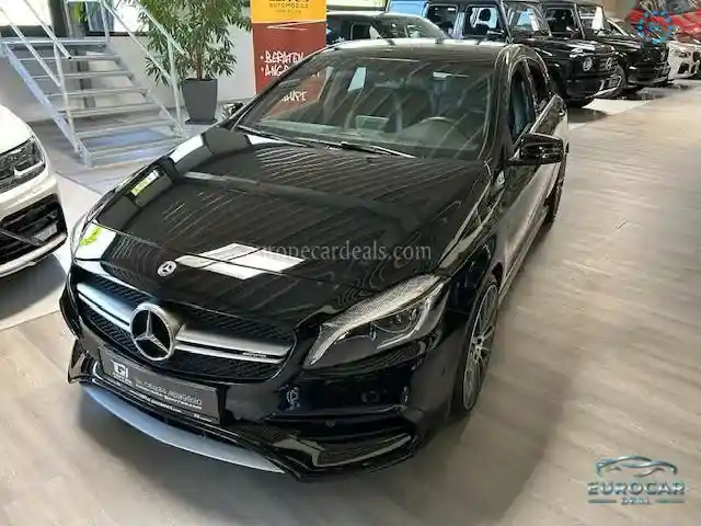 Mercedes-Benz A 45 AMG