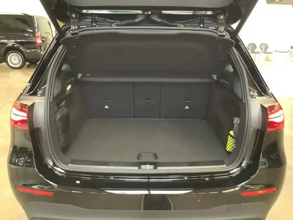Mercedes-Benz B 220
