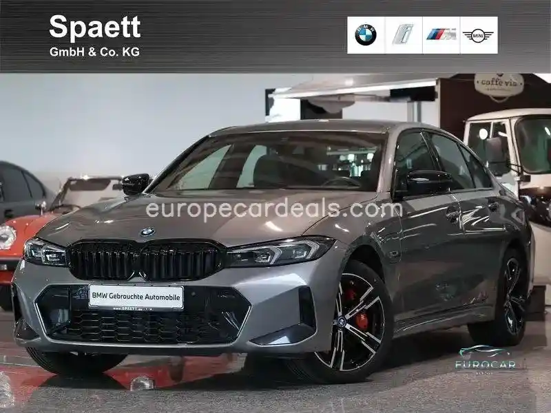 BMW 330