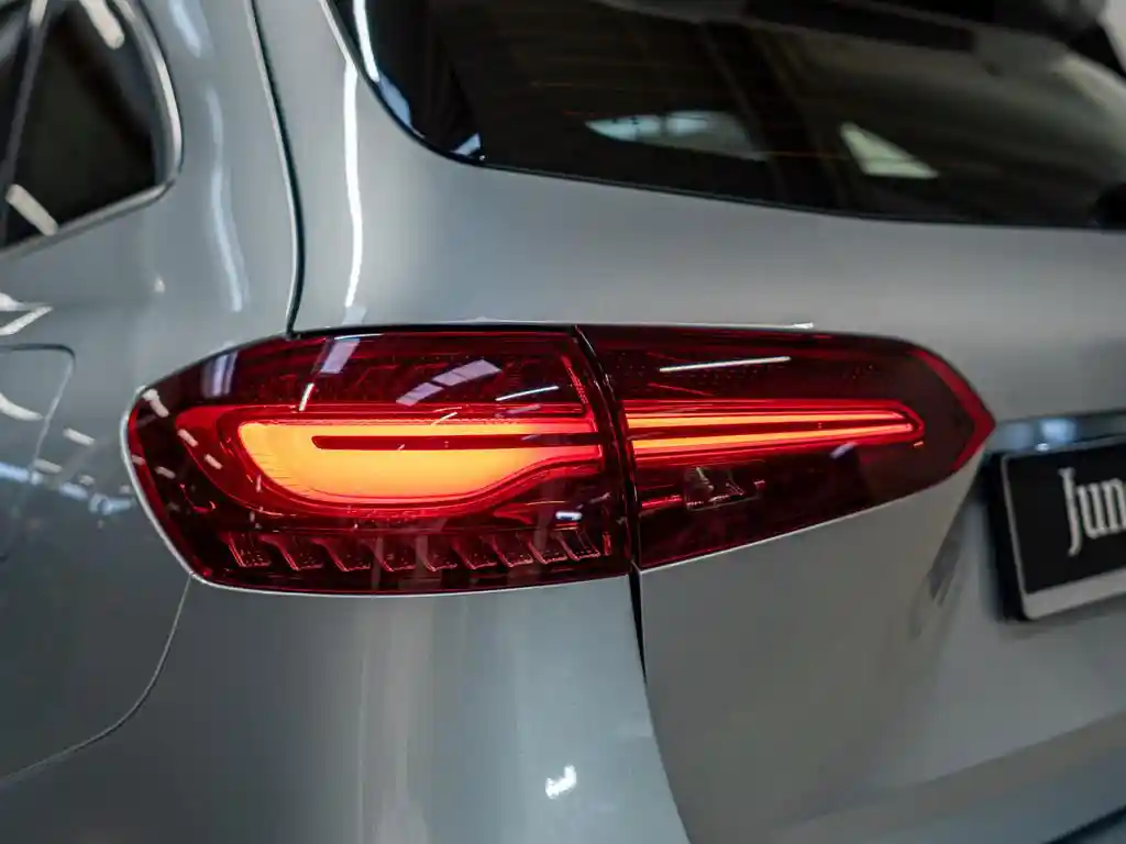 Mercedes-Benz B 220