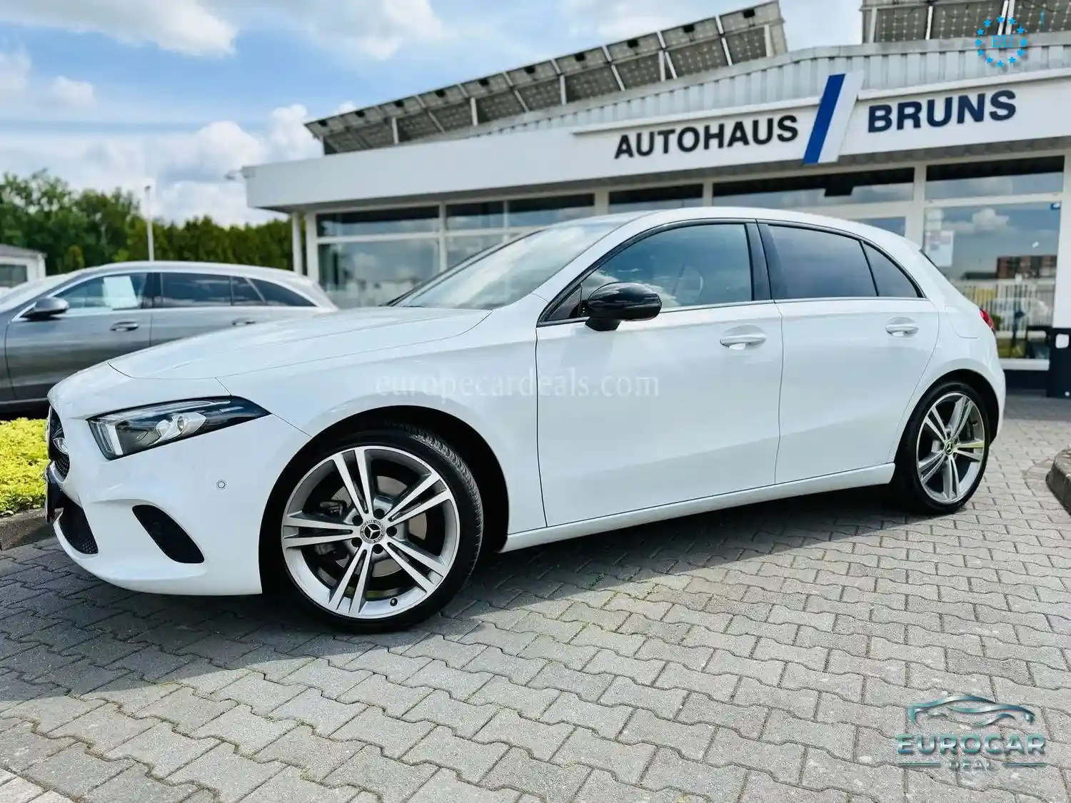 Mercedes-Benz A 220