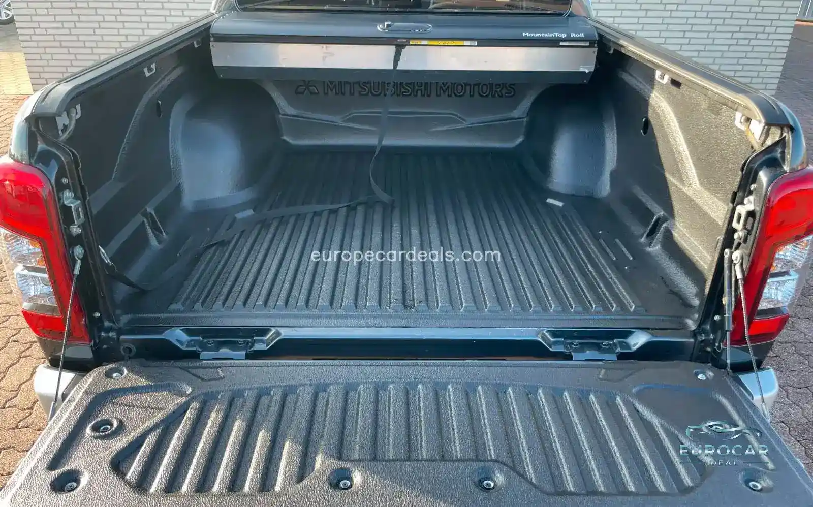 Mitsubishi L200
