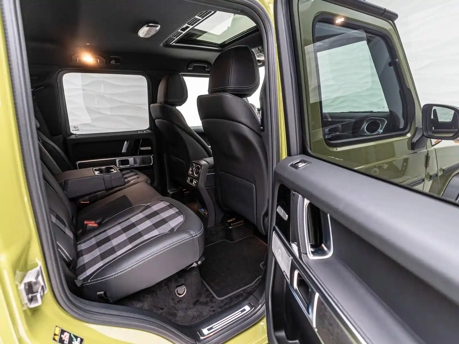 Mercedes-Benz G 500