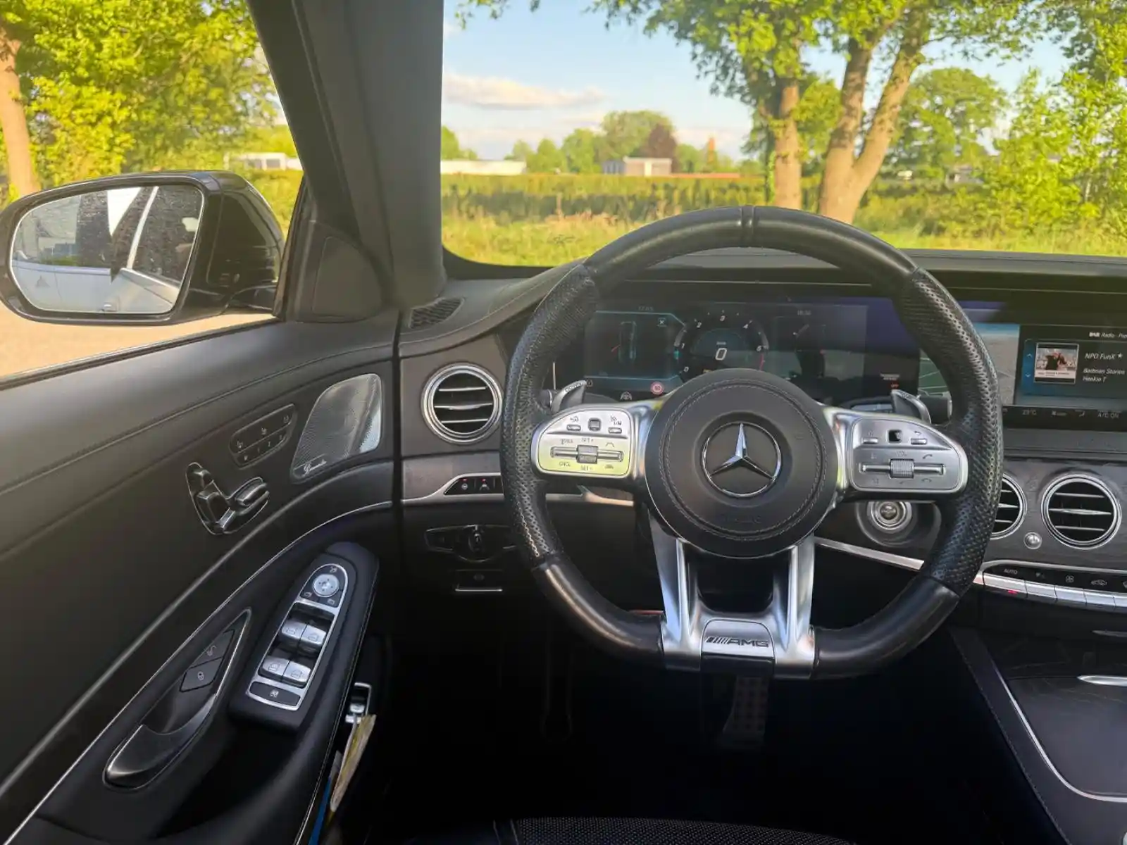 Mercedes-Benz S 400