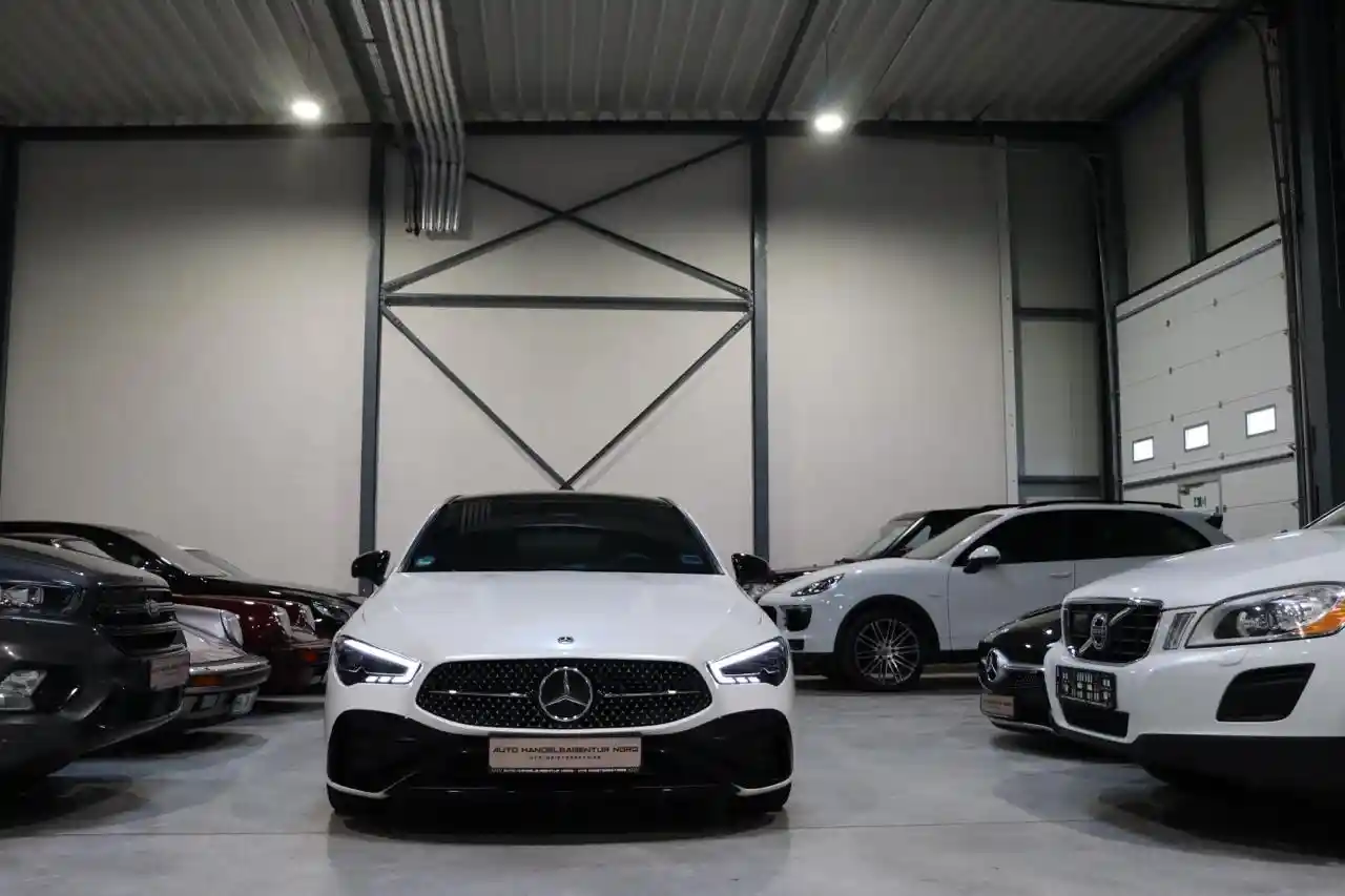 Mercedes-Benz CLA 200