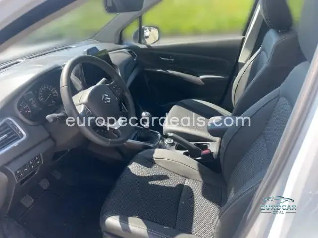 Suzuki (SX4) S-Cross