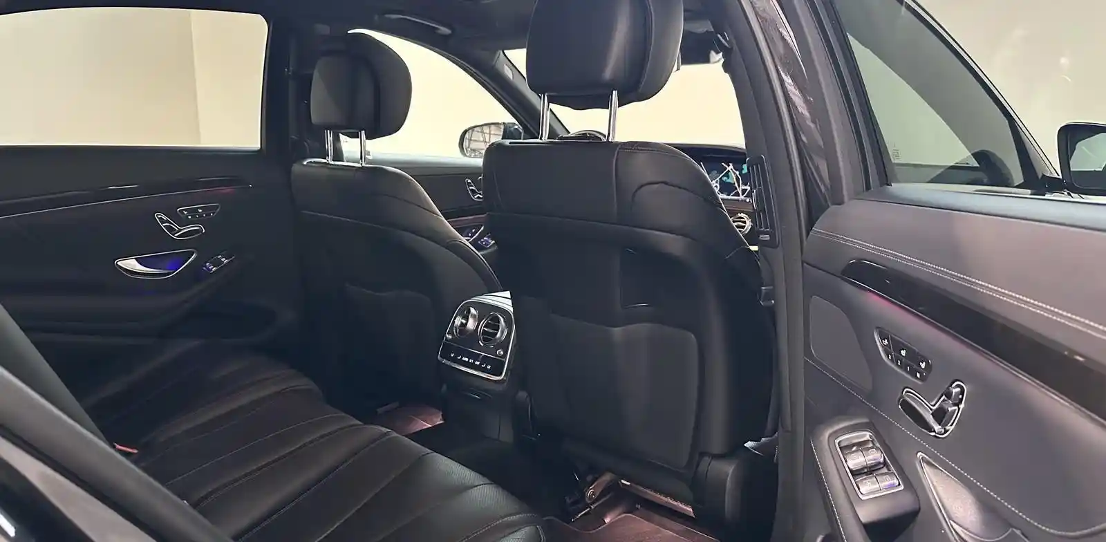 Mercedes-Benz S 400