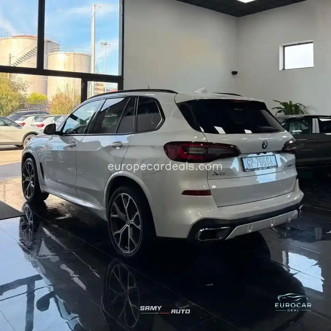 BMW X5 M50