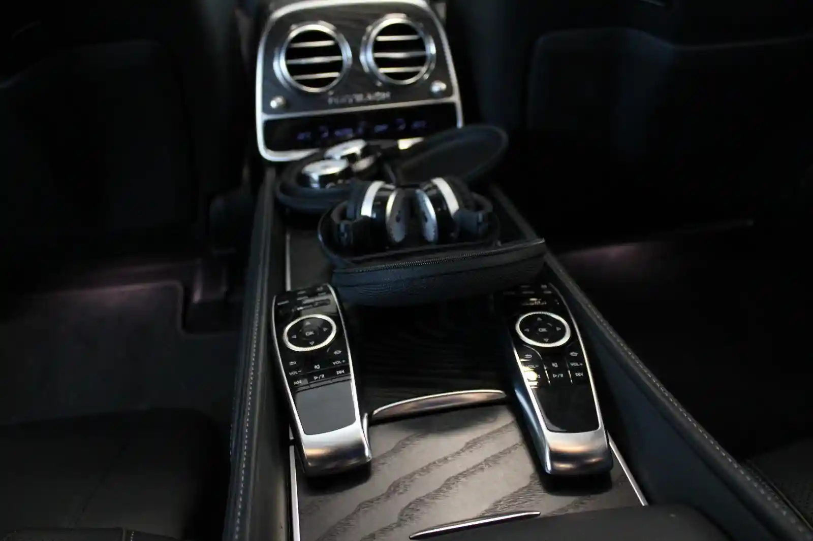 Mercedes-Benz S 560