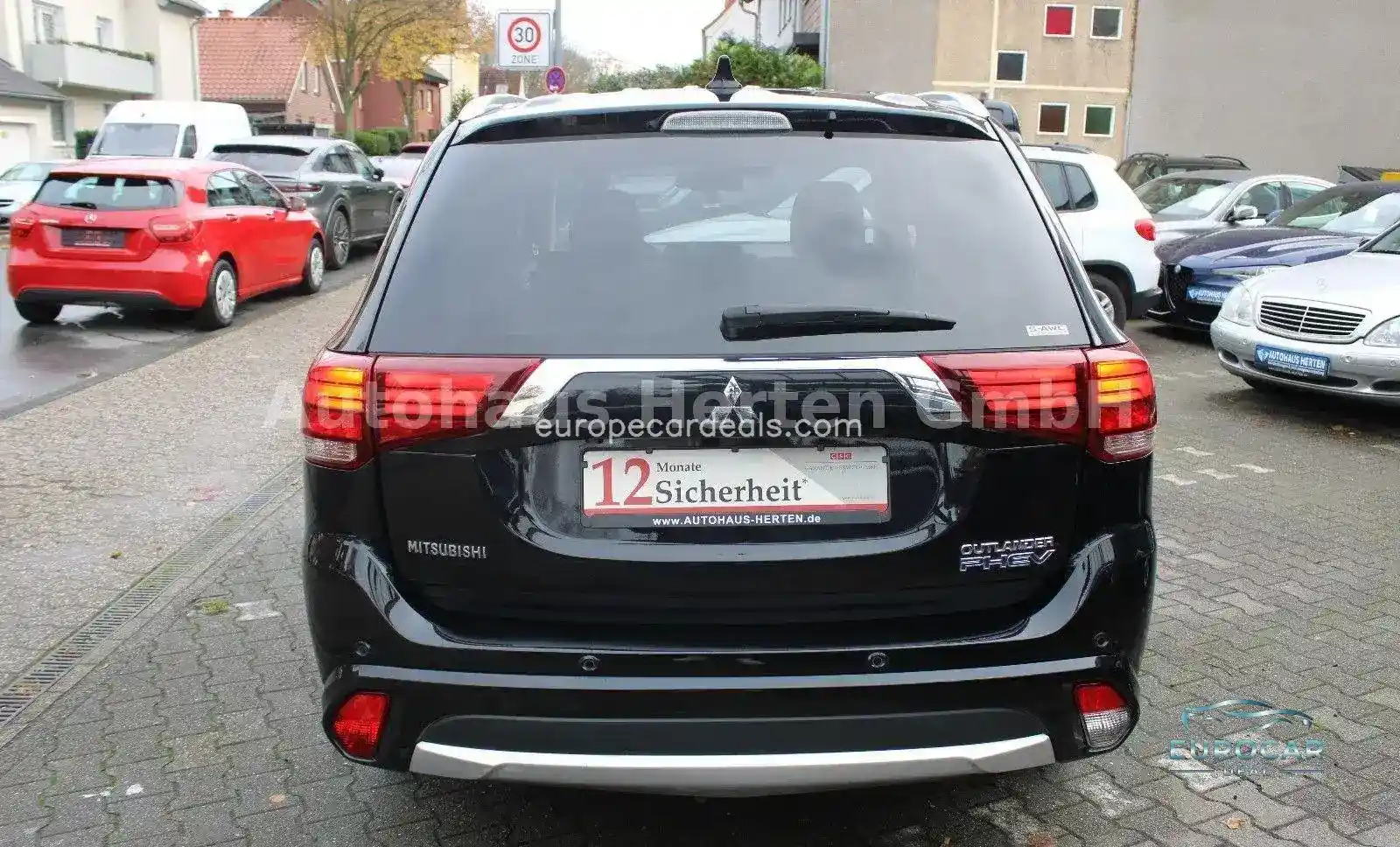 Mitsubishi Plug-in Hybrid Outlander