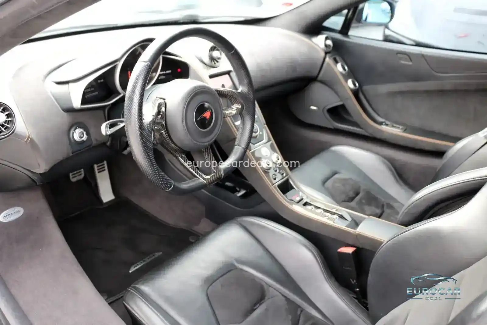 McLaren MP4-12C