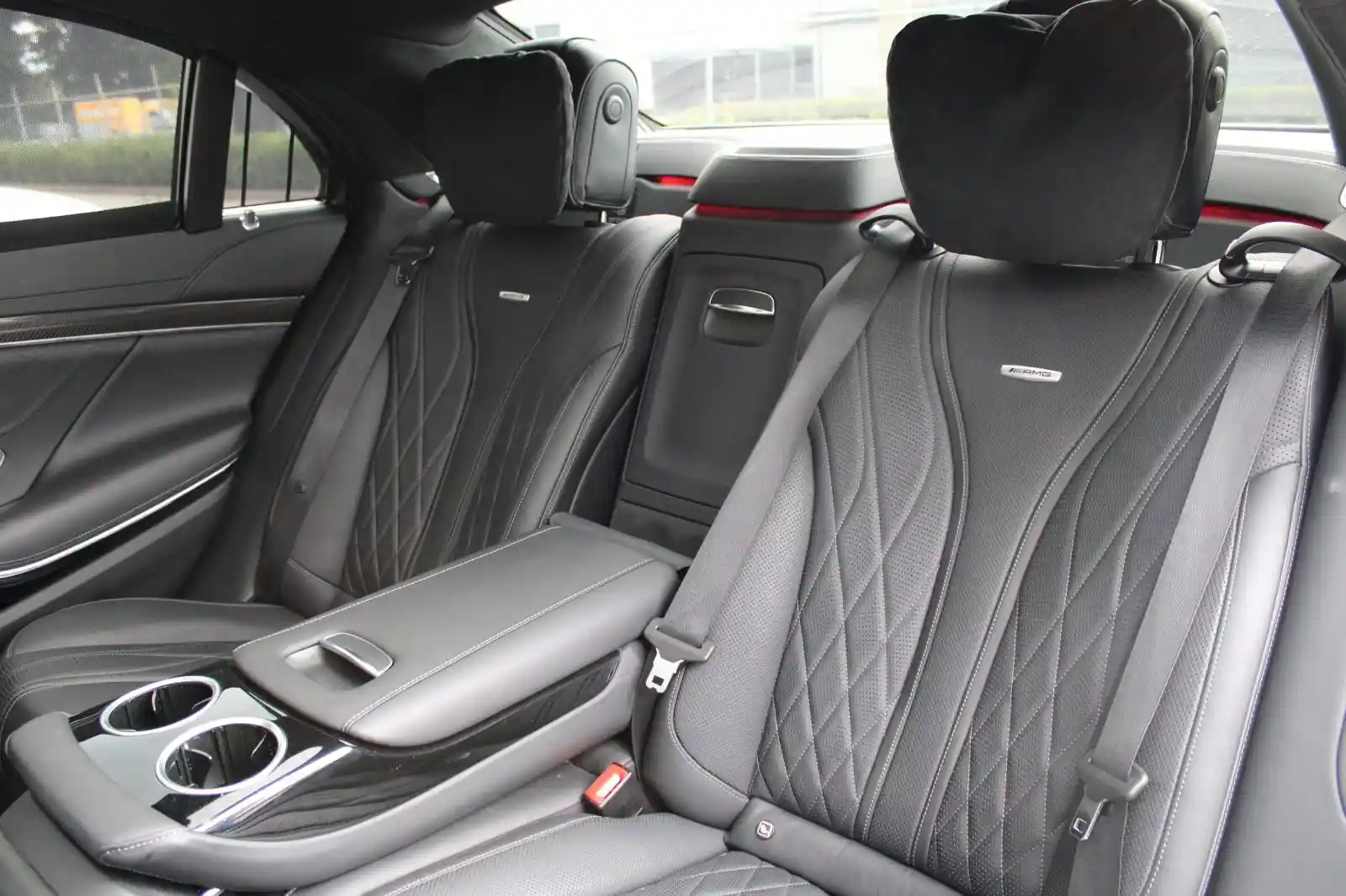 Mercedes-Benz S 63 AMG