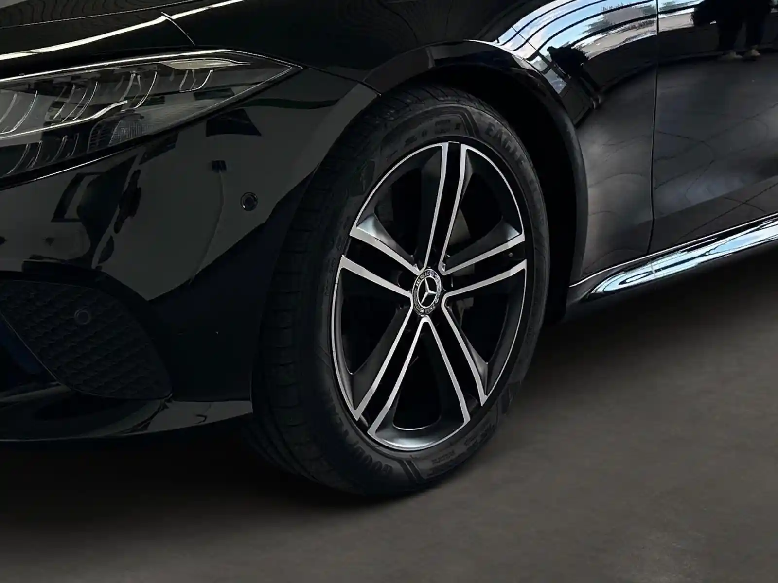Mercedes-Benz CLS 300