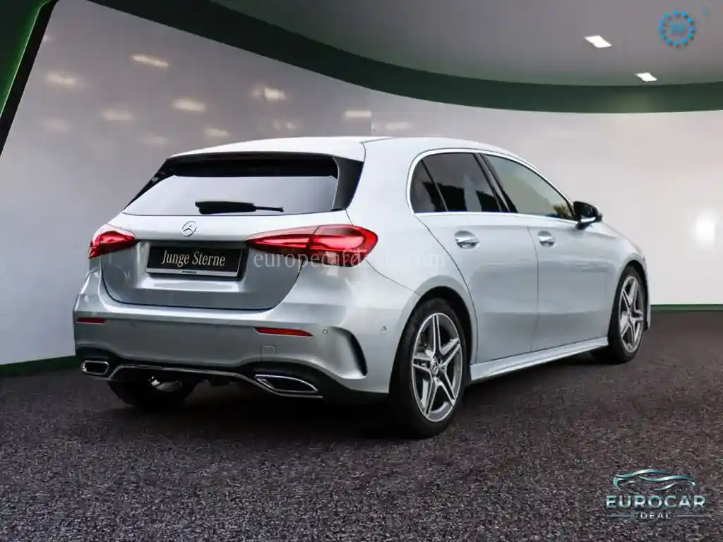 Mercedes-Benz A 220