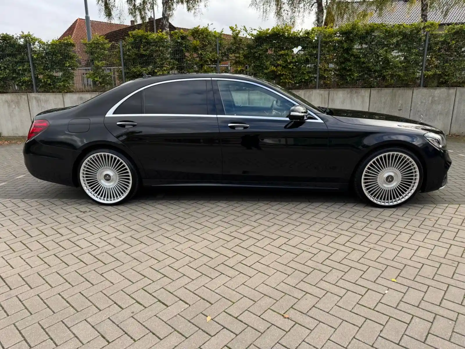 Mercedes-Benz S 400
