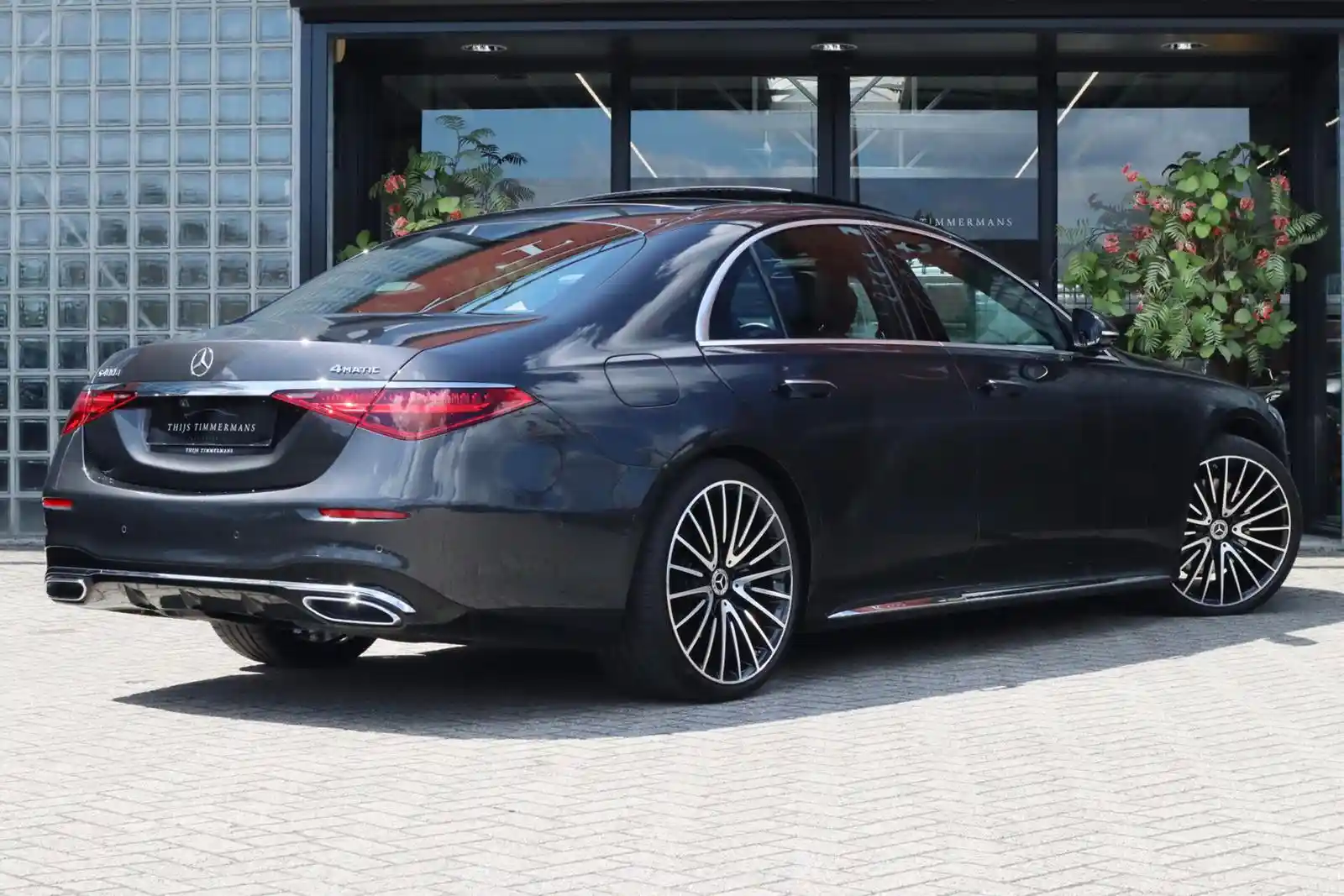 Mercedes-Benz S 400