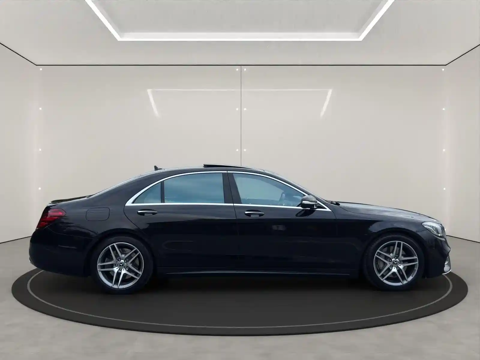 Mercedes-Benz S 500