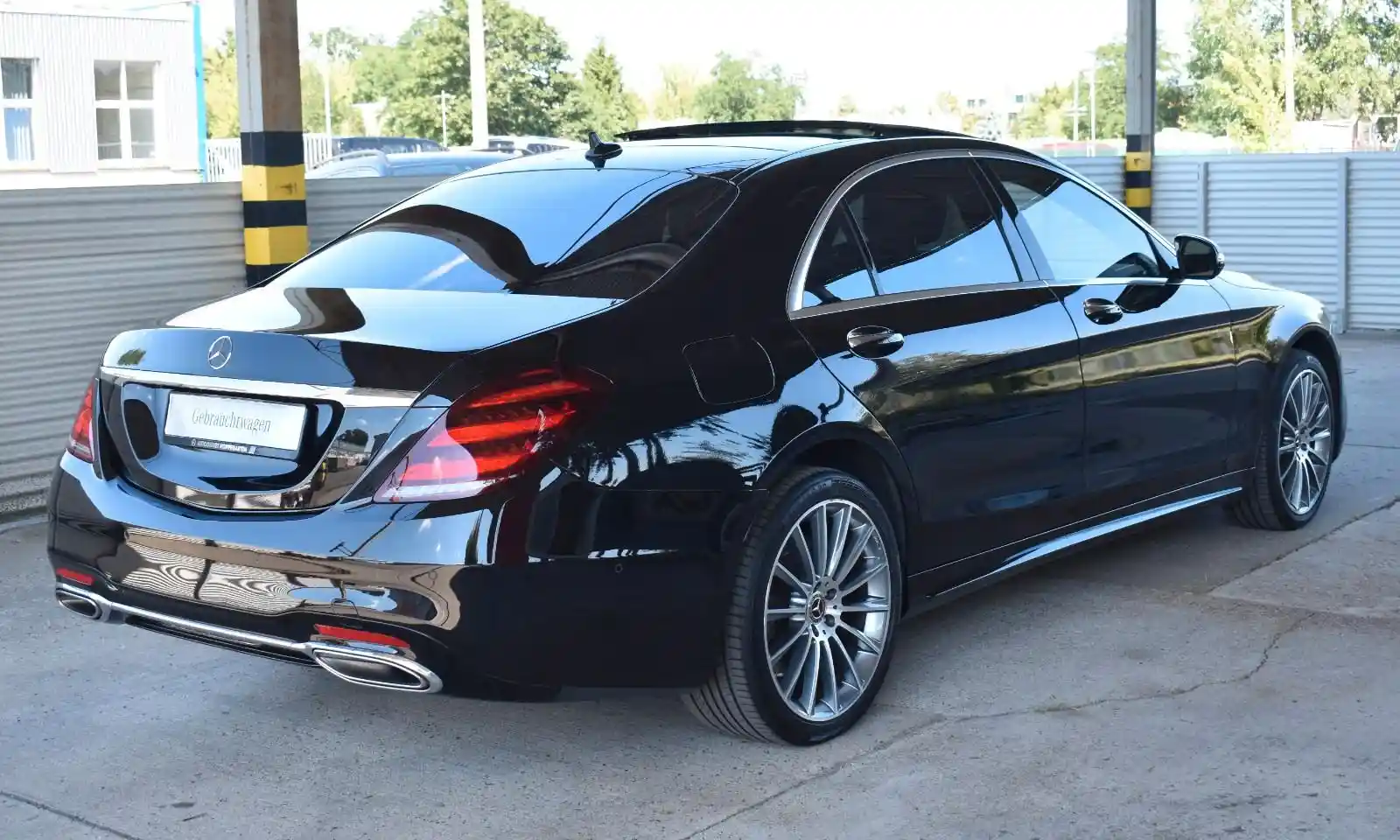 Mercedes-Benz S 500