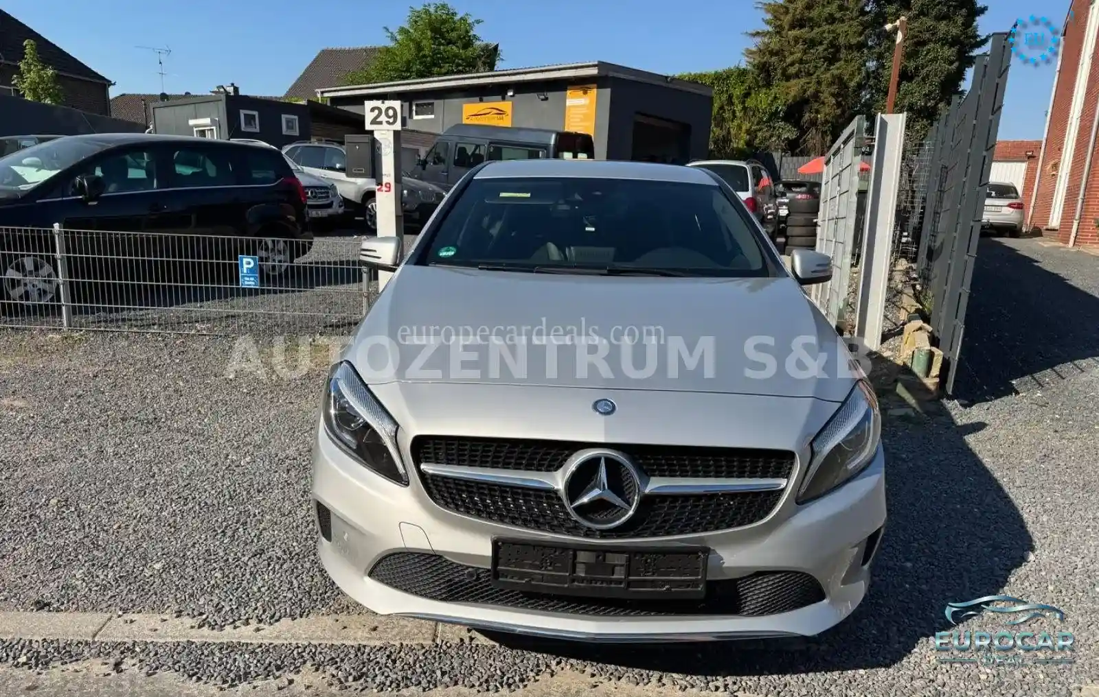 Mercedes-Benz A 180
