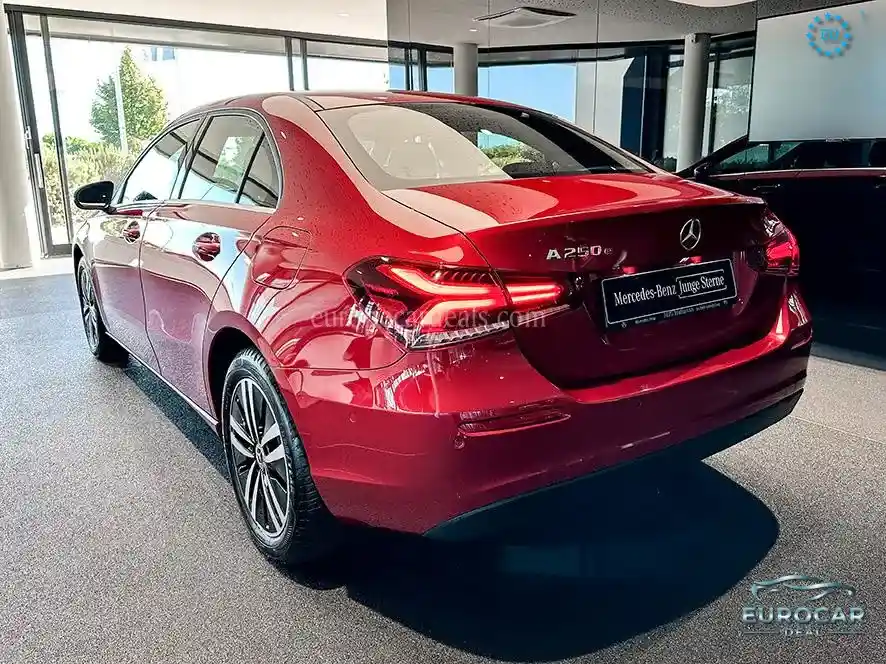 Mercedes-Benz A 250