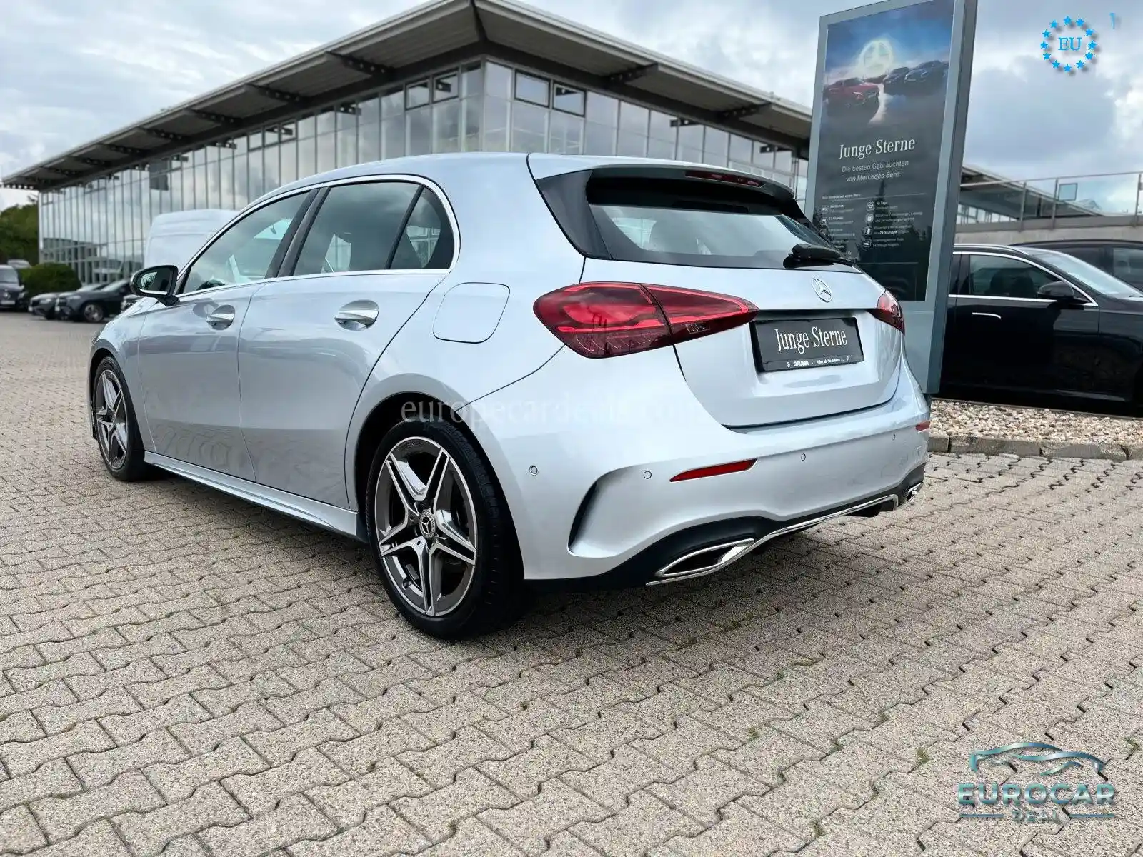 Mercedes-Benz A 220