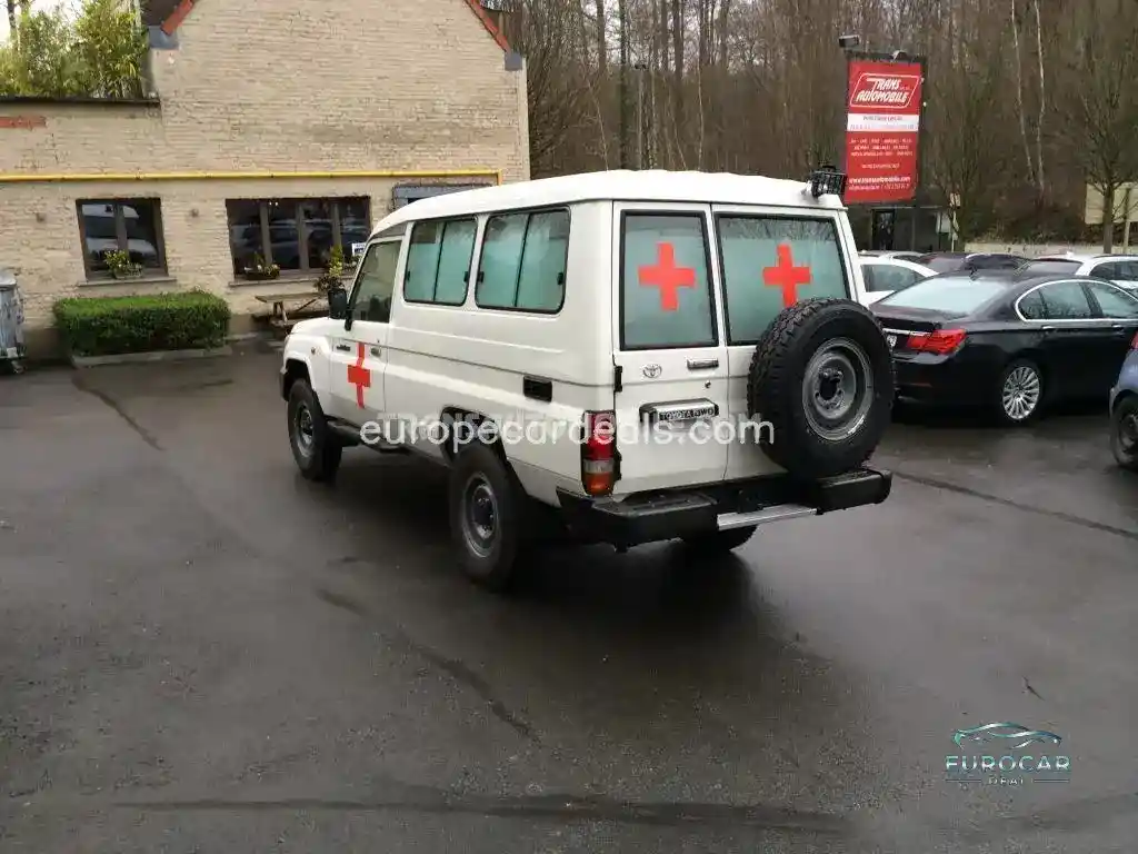 Toyota Land Cruiser