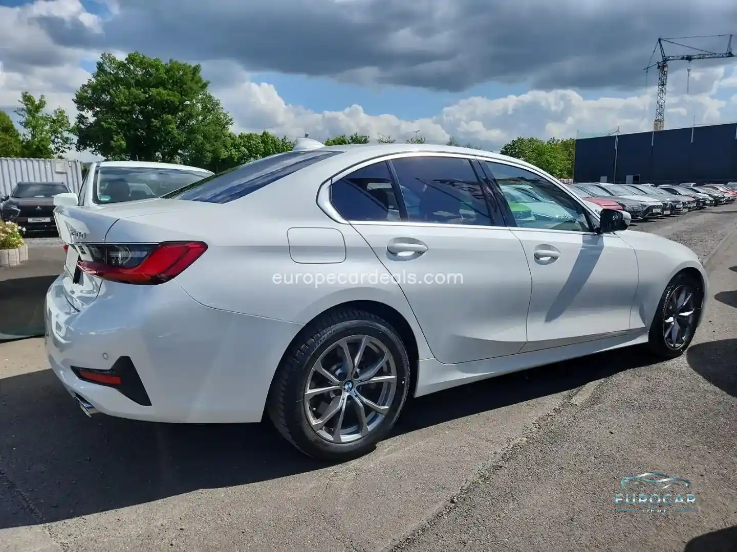 BMW 330