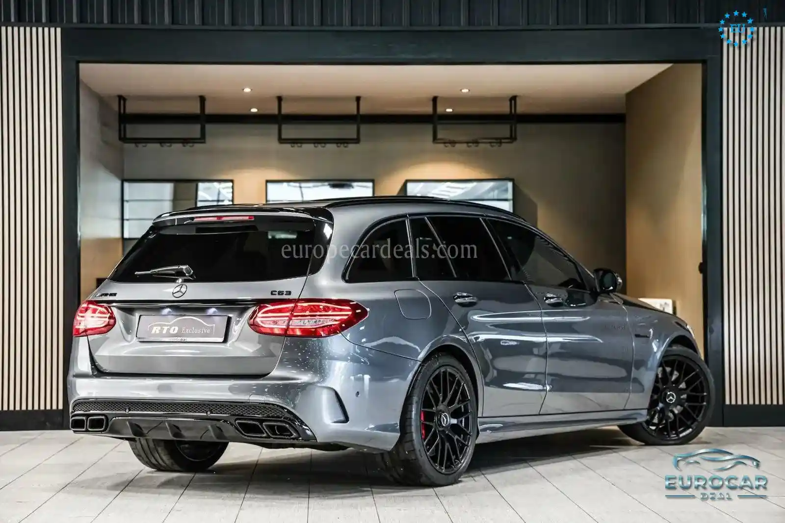 Mercedes-Benz C 63 AMG
