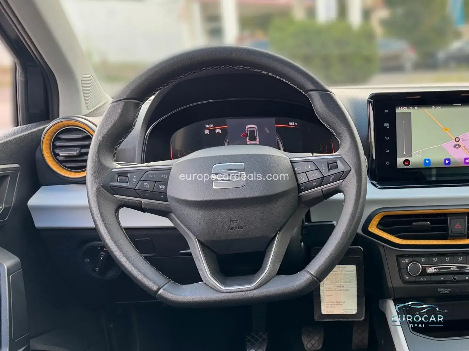 Seat Arona