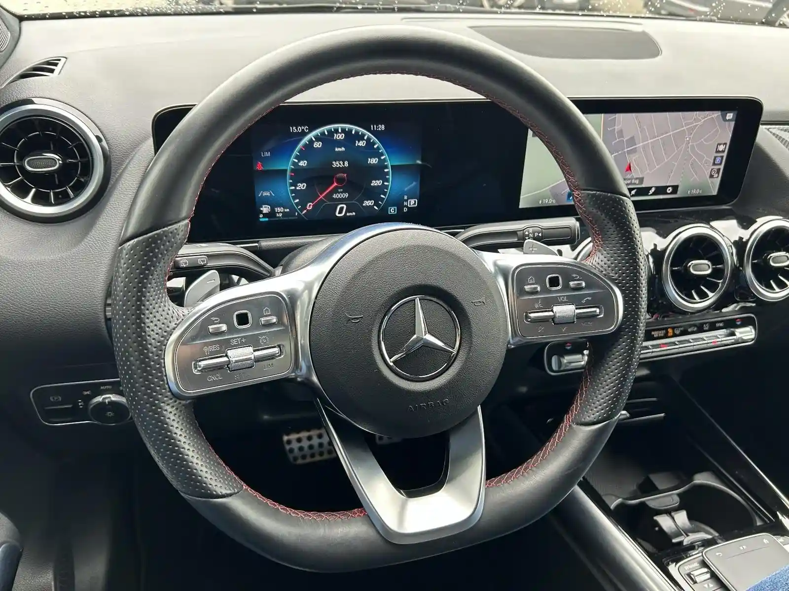 Mercedes-Benz B 200