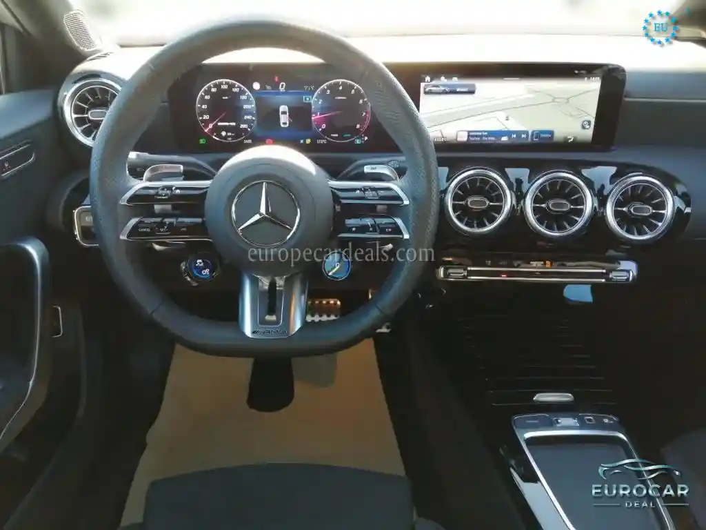 Mercedes-Benz A 35 AMG