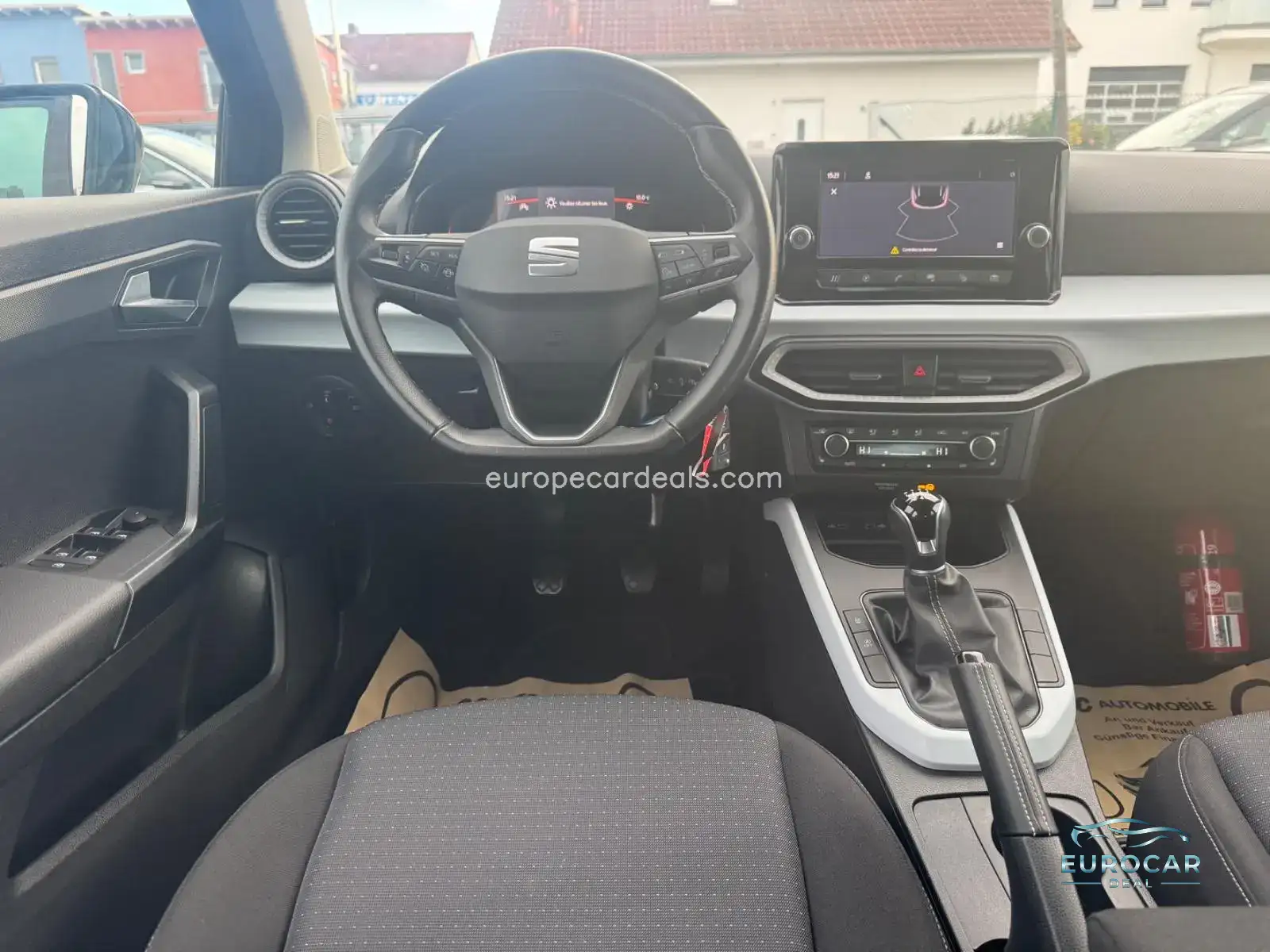 Seat Arona