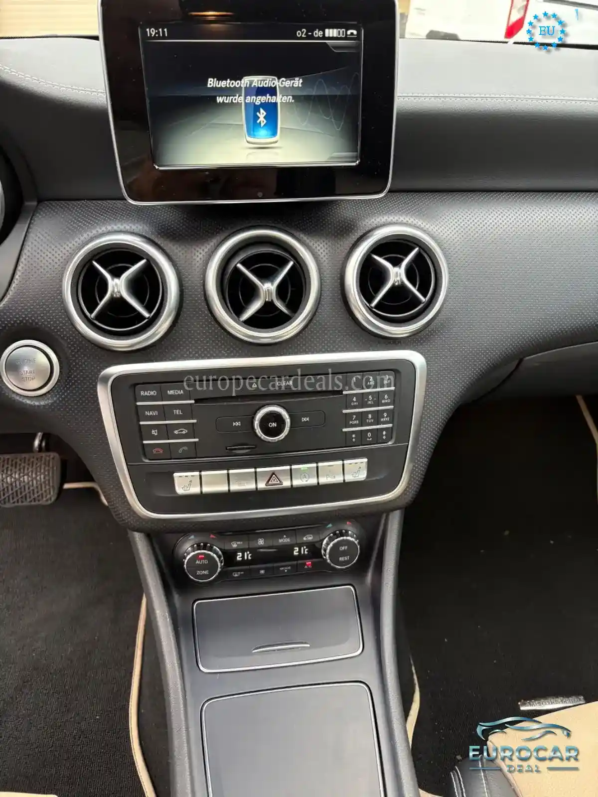 Mercedes-Benz A 220