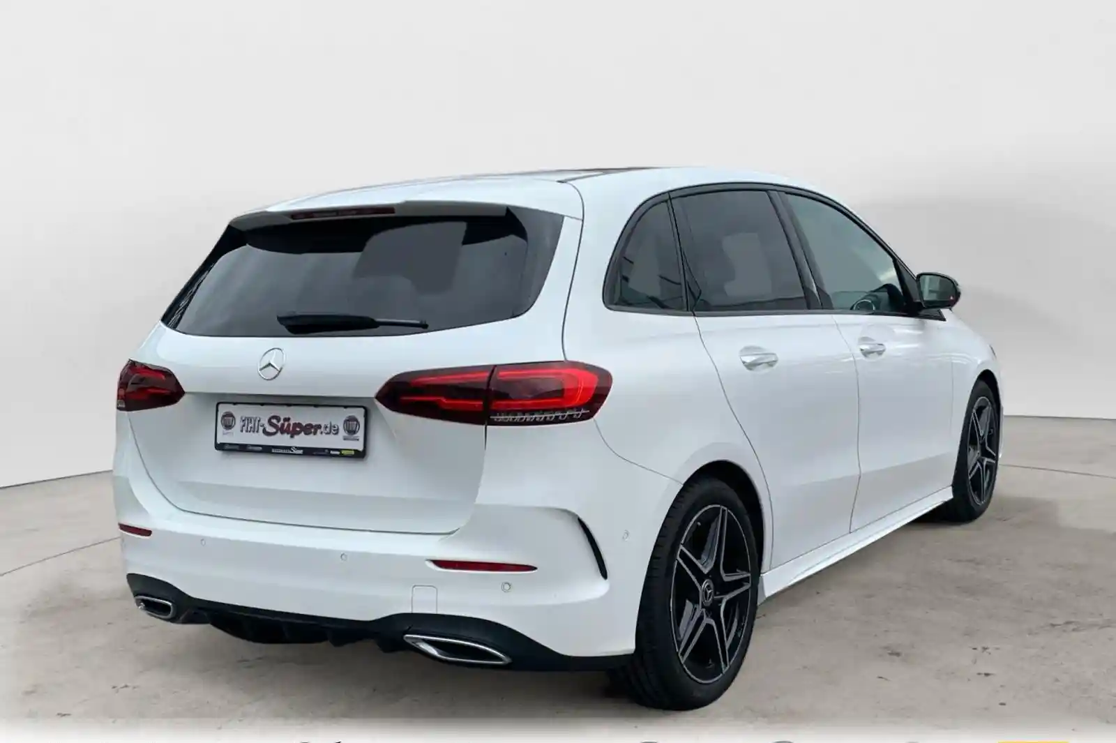 Mercedes-Benz B 200