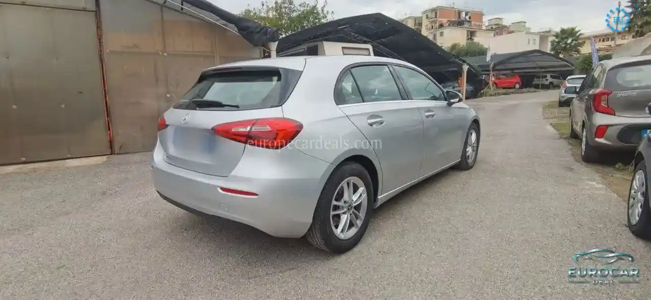 Mercedes-Benz A 180