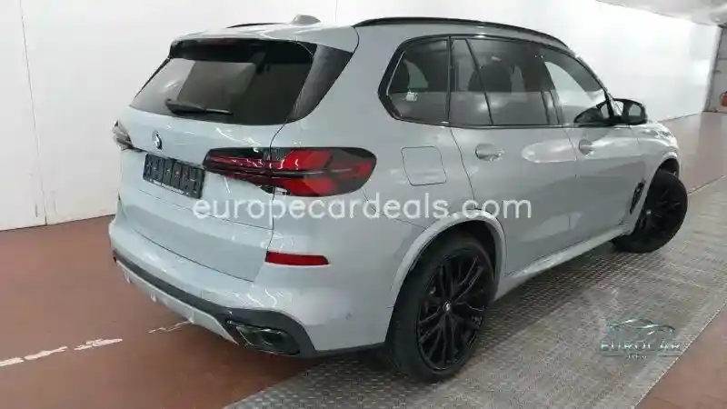 BMW X5 M60