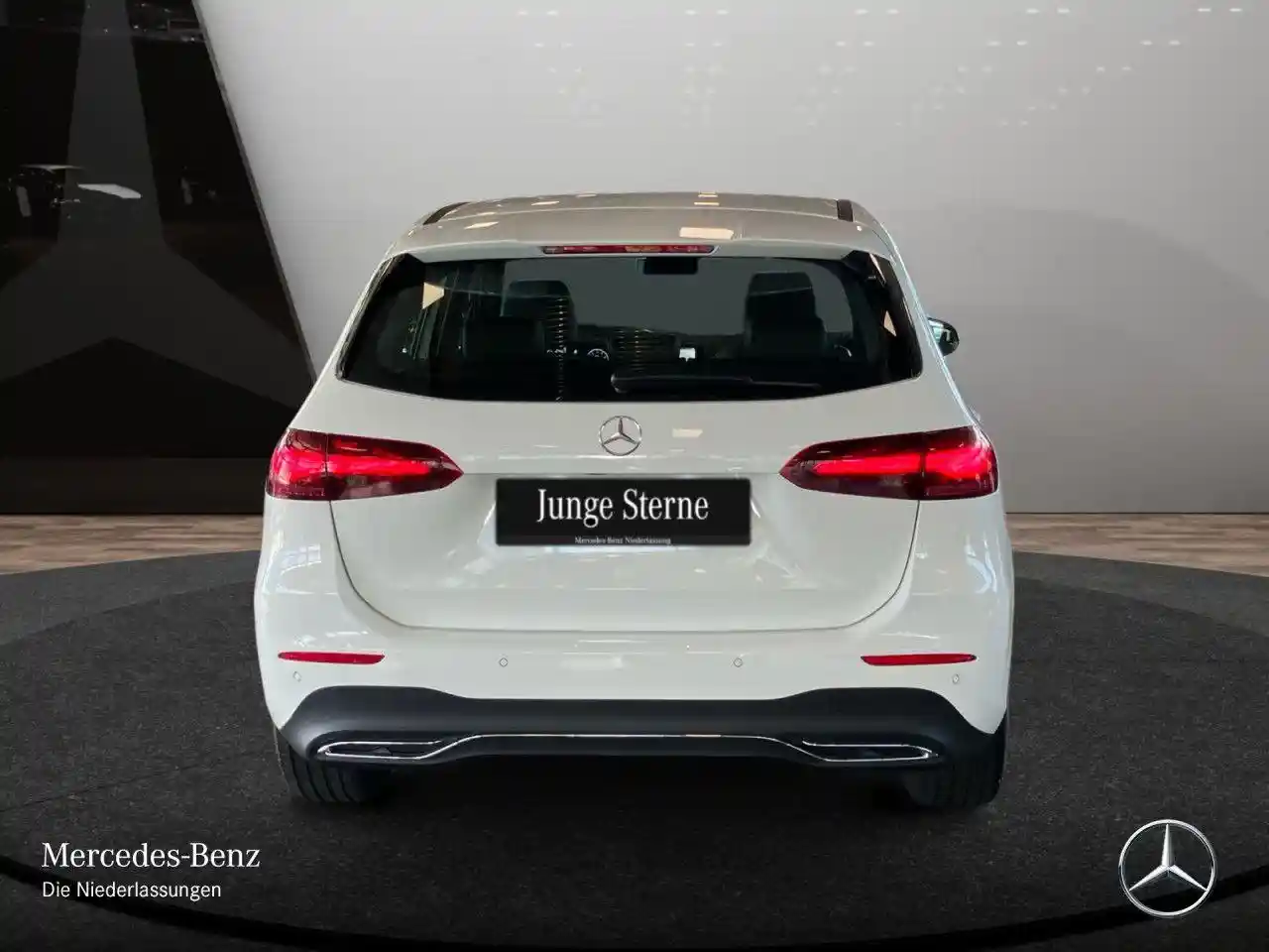 Mercedes-Benz B 200
