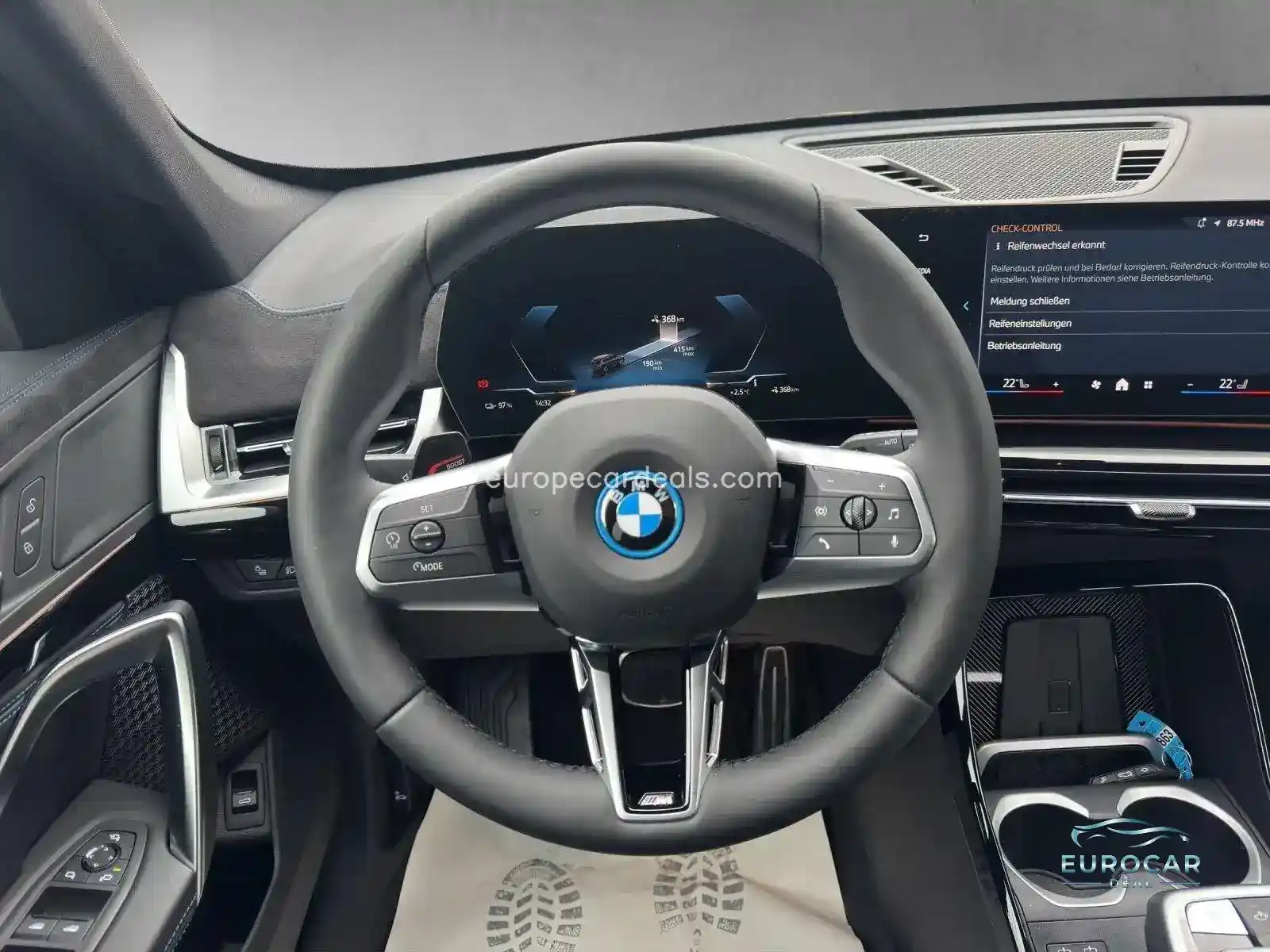 BMW iX1