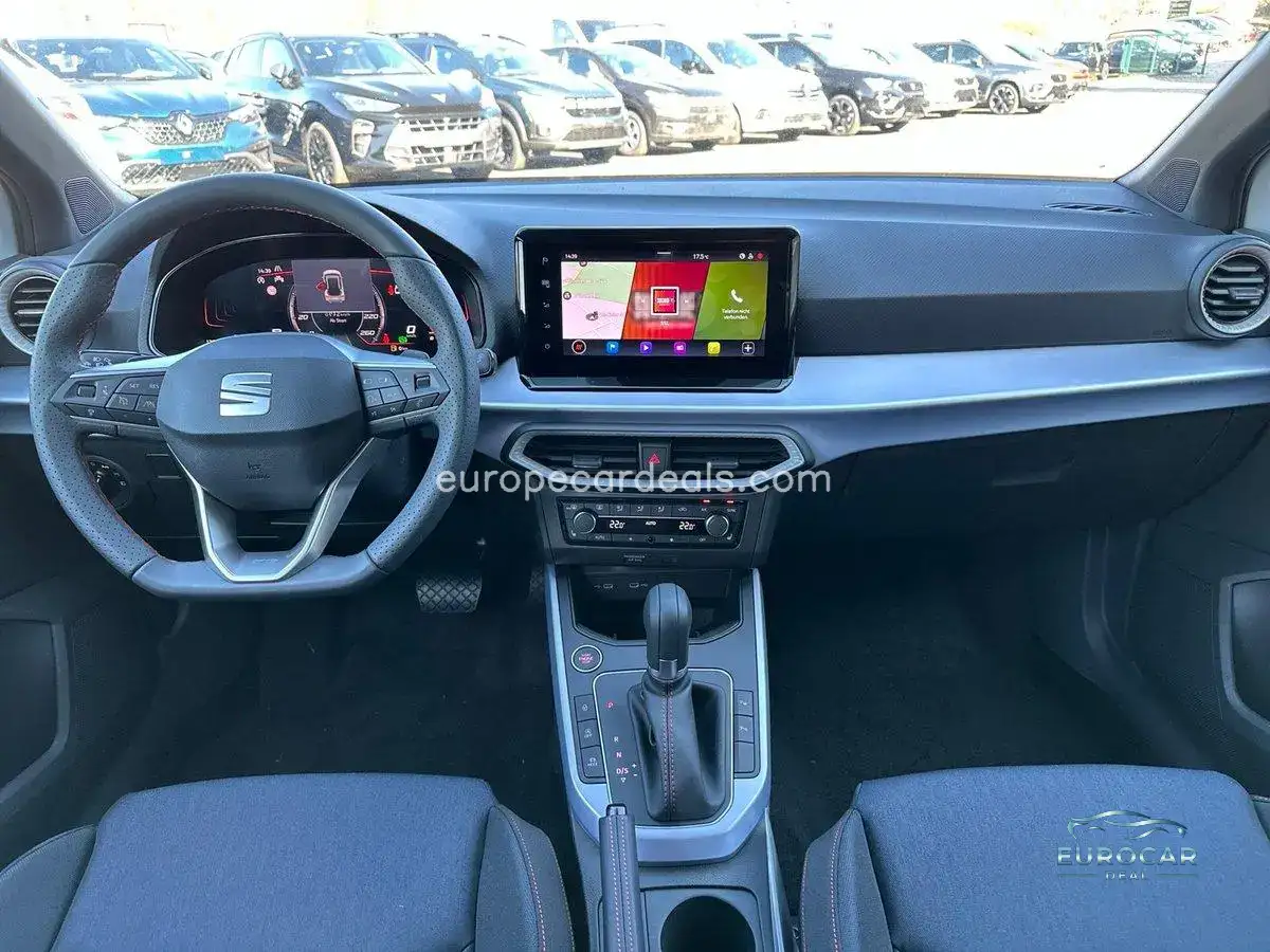 Seat Arona