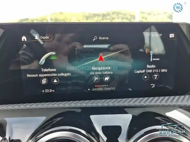 Mercedes-Benz A 200