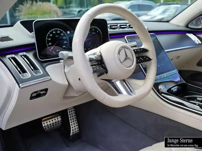 Mercedes-Benz S 400