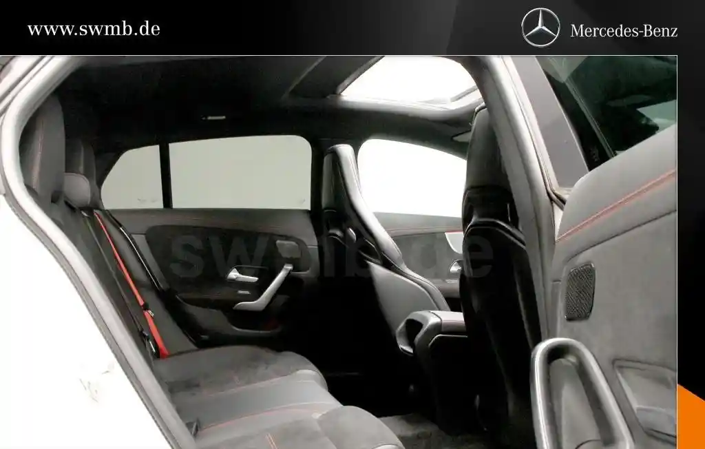 Mercedes-Benz CLA 35 AMG Shooting Brake