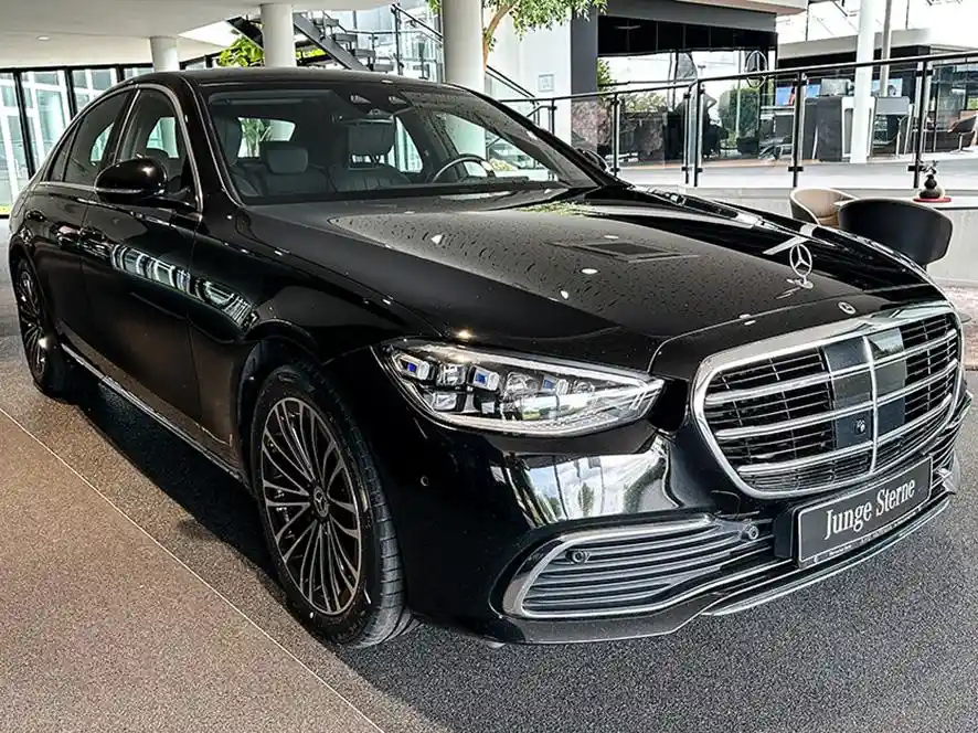 Mercedes-Benz S 400