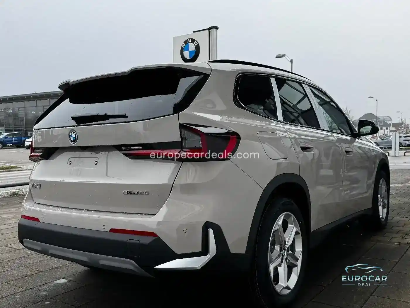 BMW iX1