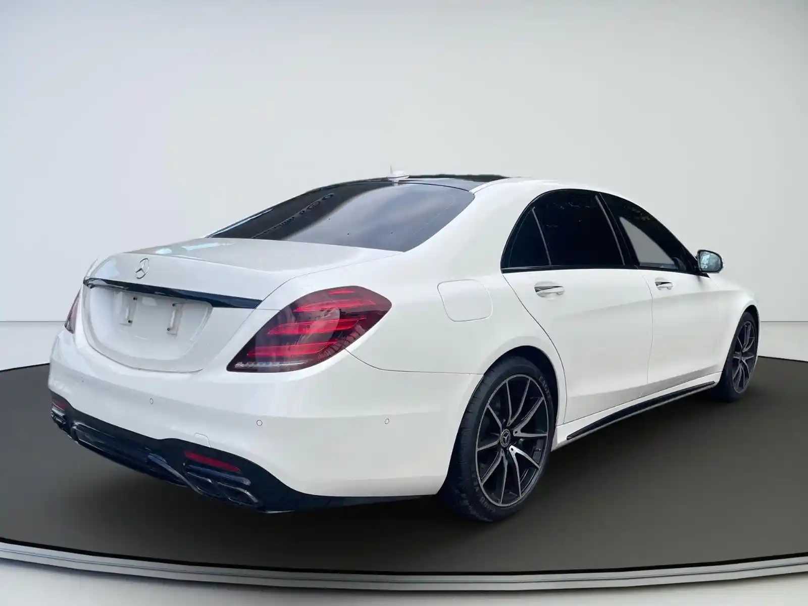 Mercedes-Benz S 400