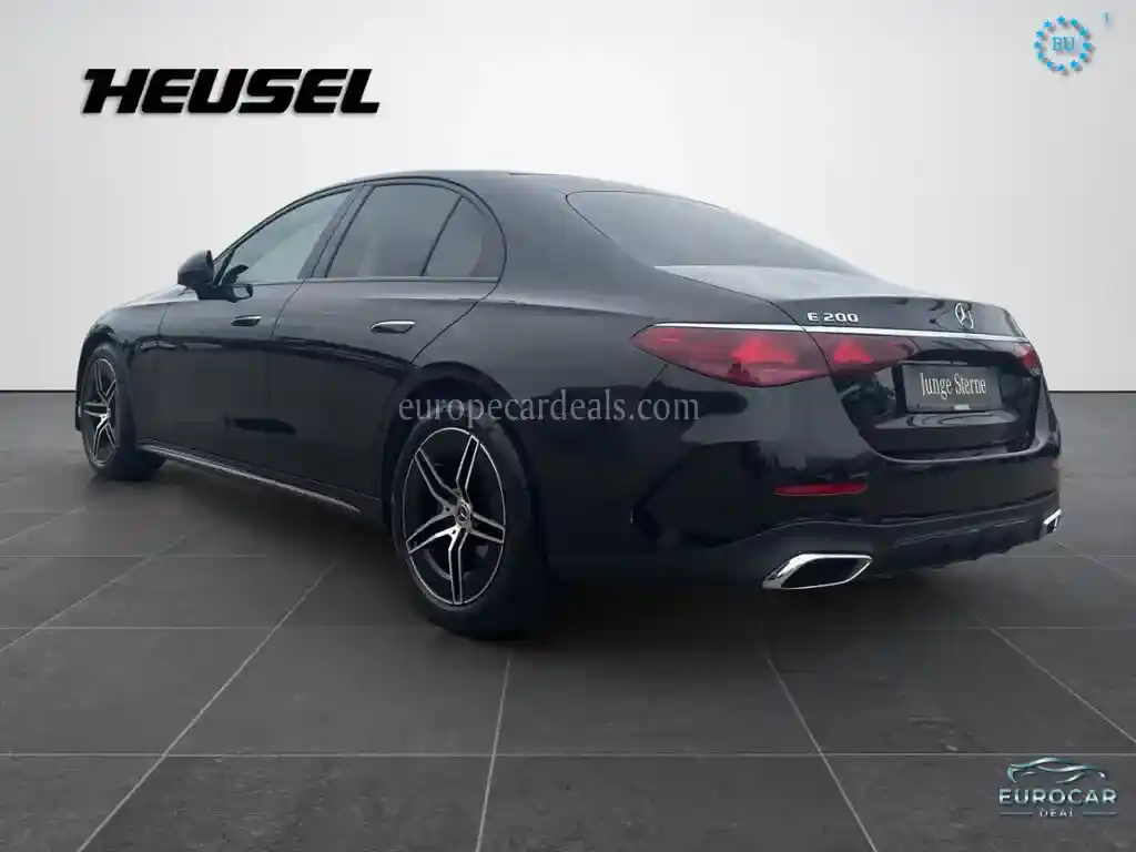Mercedes-Benz E 200
